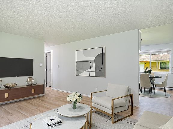 2nd image of 15027 179th Ave SE #4