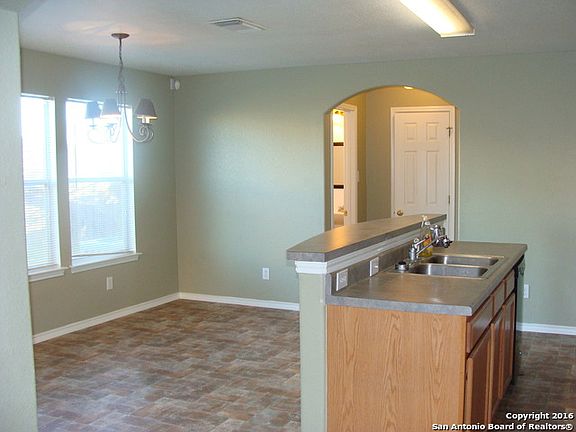 2nd image of 11107 Montague Trl