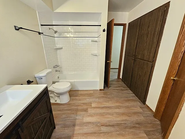 11106 W Maple Ln — Photo 24