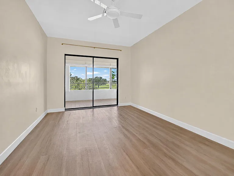 7460 La Paz Blvd #304 — Photo 14