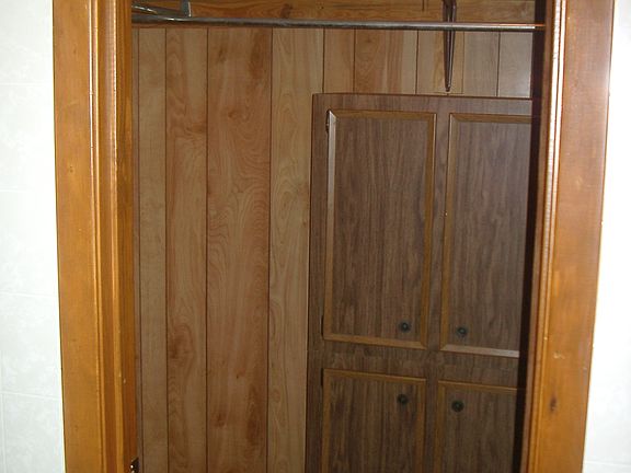 MB walk-in closet