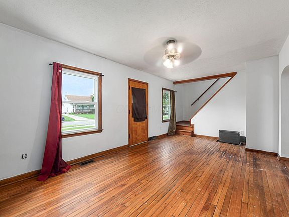 4th image of 914 Binns Blvd