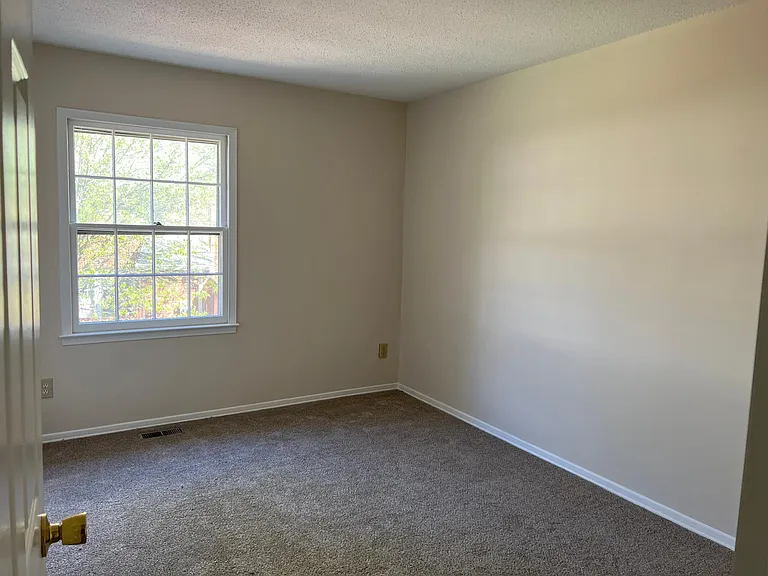 3992 Valley Ct #C — Photo 23