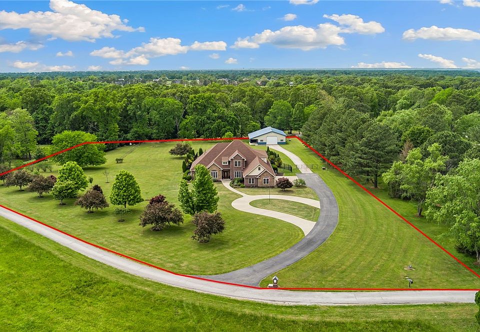 1st image of 4088 Homewoods Dr