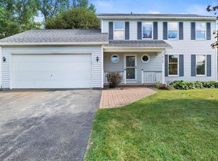 717 Knobel Dr, Webster, NY 14580