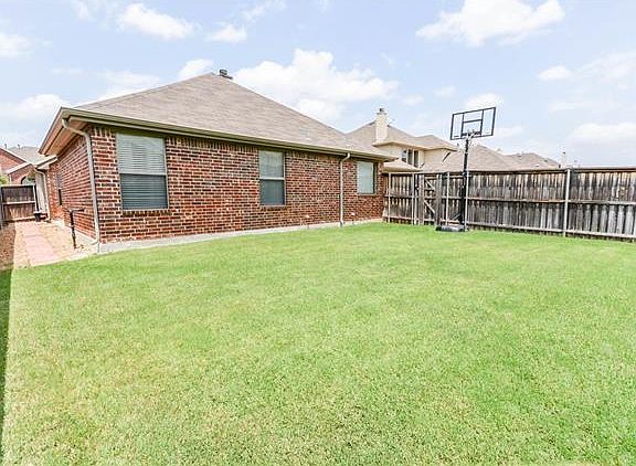 4th image of 6225 Flagstone Dr