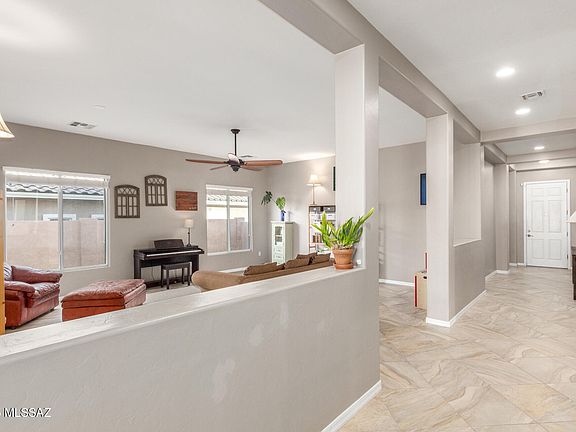 5th image of 756 W Calle La Bolita