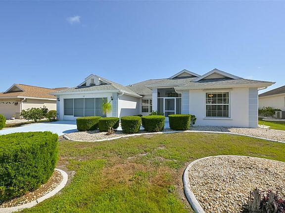 2nd image of 323 CALOOSA PALMS COURT