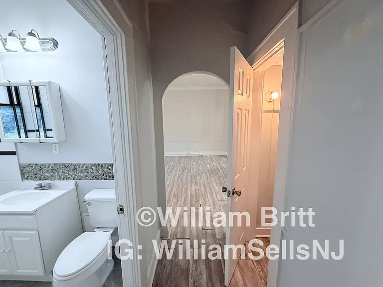 266 Beech St #4 — Photo 5