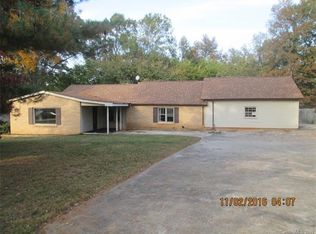 218 Nesbit Dr, Salisbury, NC 28147