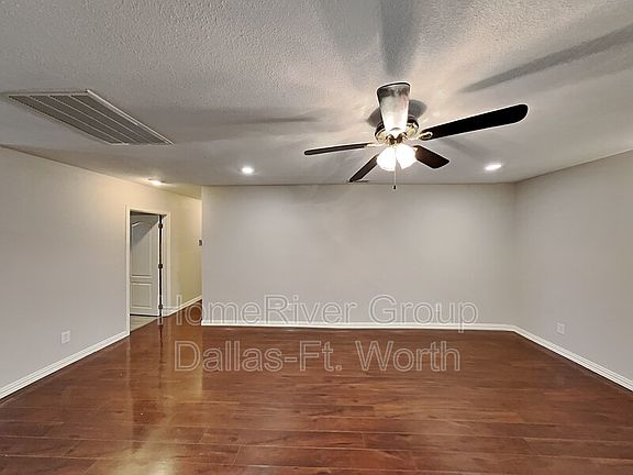 5th image of 1016 Stonetrail Dr