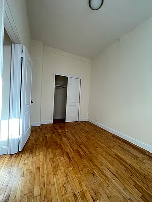 Rented by Compass | media 13