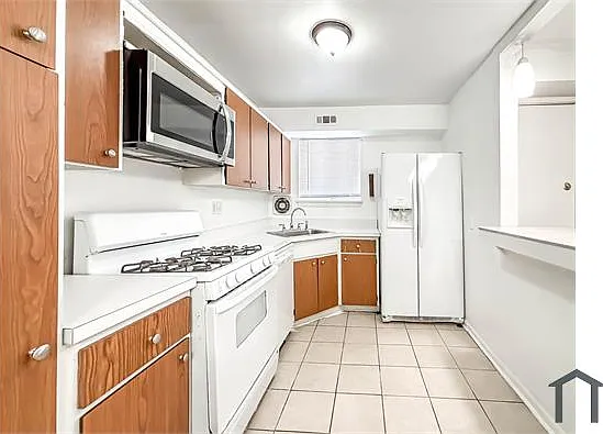 11402 Cherry Hill Rd #104 — Photo 11