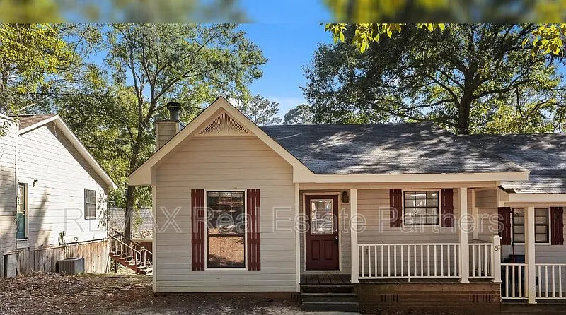2 bed, 1.0 bath, 993 sqft, $1,100 — Photo 3