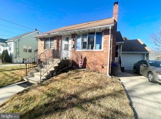 29 4th Ave, Mount Ephraim, NJ 08059