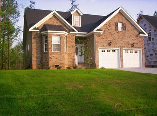102 Wood Green Dr, Wendell, NC 27591