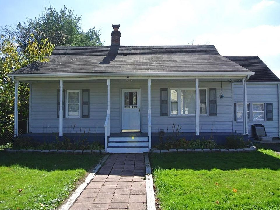 1st image of 939 Lawnview Ave