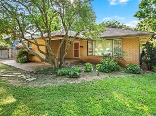 104 Elmwood Ave, Ponca City, OK 74601