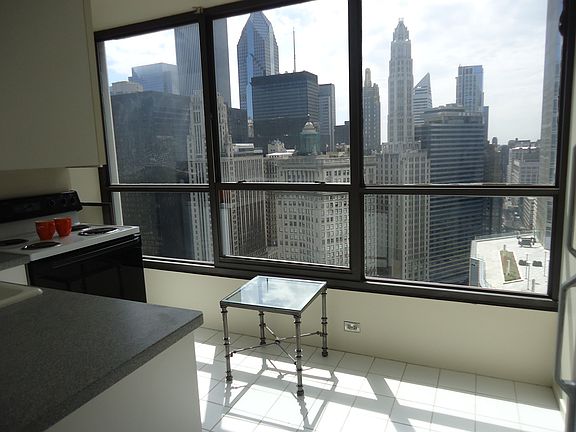 5th image of 405 N Wabash Ave Unit 2806