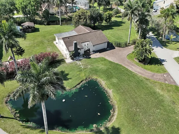 4701 SW 110th Ave, Davie, FL 33328