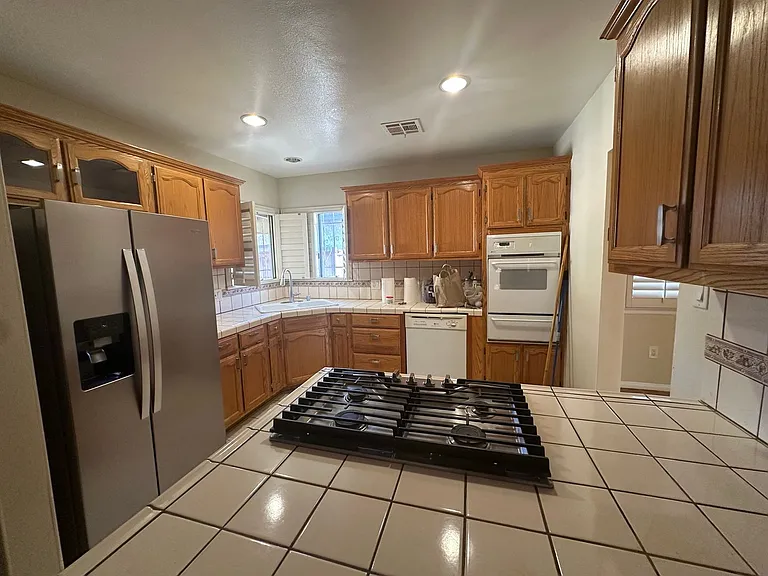 14022 S Evers Ave — Photo 3