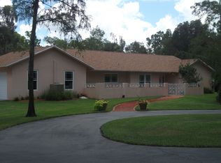 2136 Fawn Dr, Loxahatchee, FL 33470