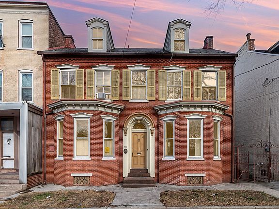 2nd image of 711 E Orange St #1