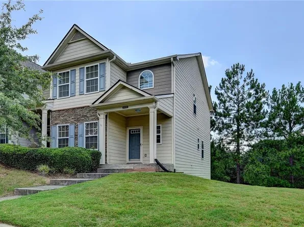 2458 Suwanee Pointe Dr, Lawrenceville, GA 30043