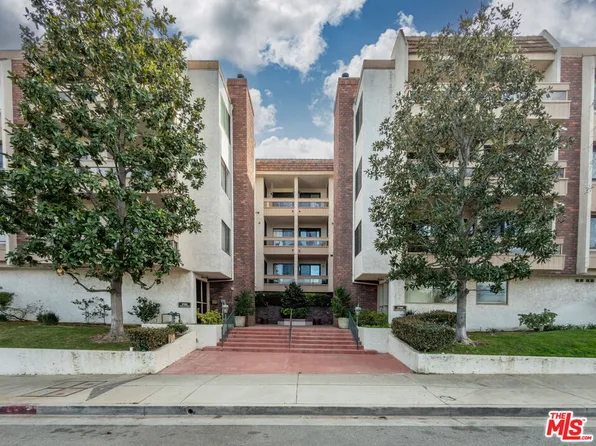 17140 Burbank Blvd Unit 207, Encino, CA 91316