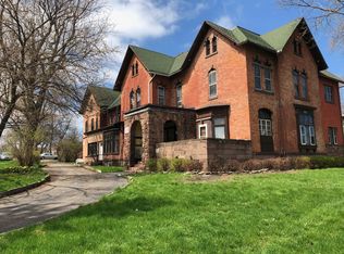 1041 Lake Ave APT 2, Rochester, NY 14613