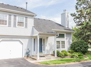 248 Butternut Ln #248, Streamwood, IL 60107