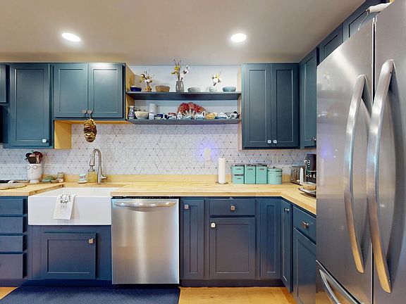 4th image of 25 Union Street #2