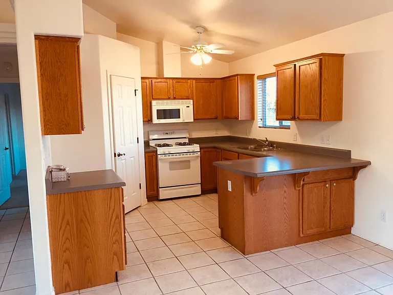 2152 Ranch Rd — Photo 6