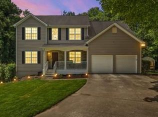 571 Wentworth Ct, Canton, GA 30114