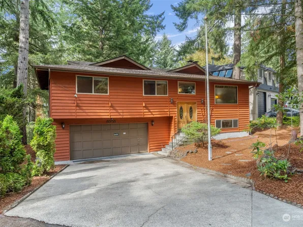 8701 46th Street W, University Place, WA 98466