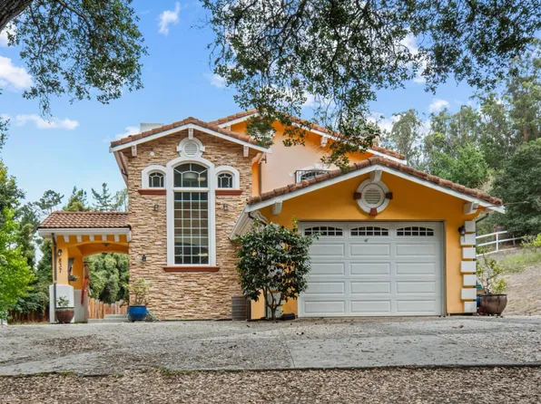 837 Lewis Rd, Royal Oaks, CA 95076