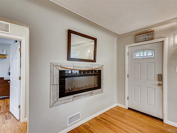 3rd image of 3071 N Eudora St