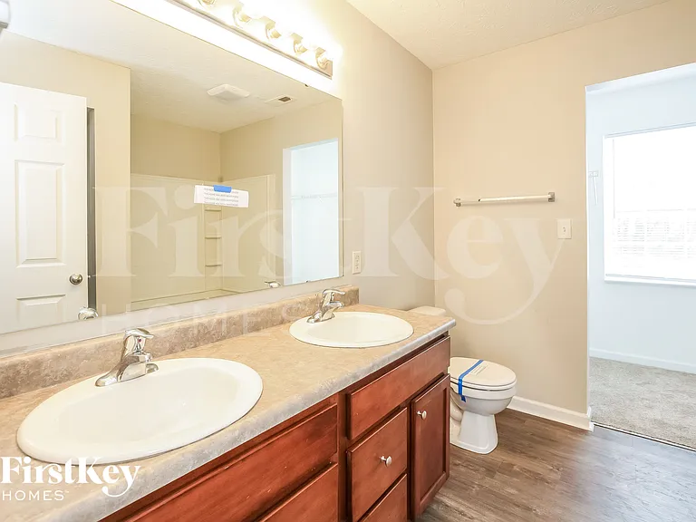 2608 Liatris Dr — Photo 10
