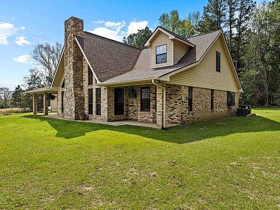 4th image of 450 Reeves Ln