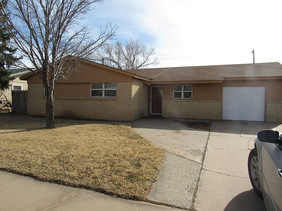 1st image of 217 Circle Dr