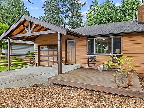 5th image of 8629 223rd Street SW