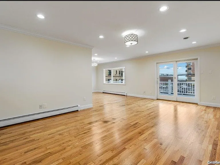 44 W Penn St — Photo 6