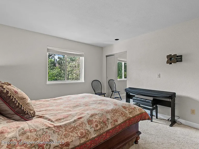37 Sagewood Ct — Photo 16