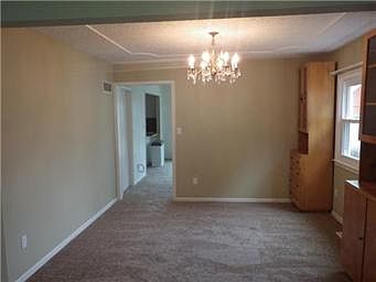 5th image of 918 S Dodgion Ave