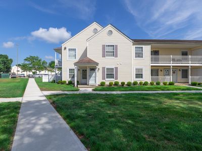 94 Fairview Circle, Middle Island, NY, 11953