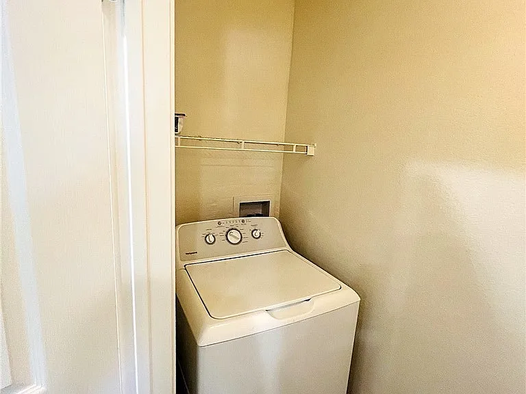 912 Duckhorn Ct #203 — Photo 16