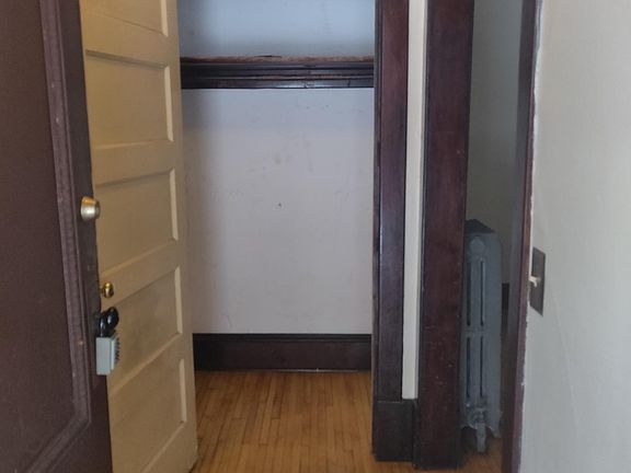 2nd image of 406 8th Ave SE #406