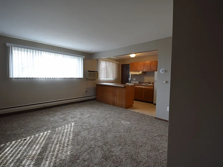 Swift Street Apartments — Photo 7