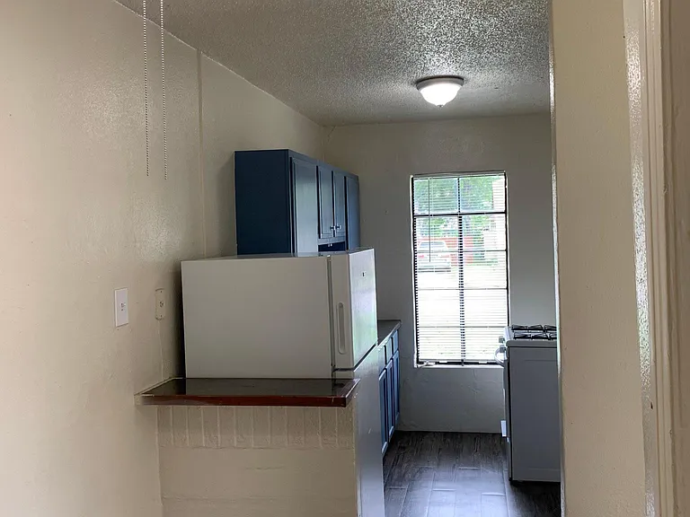 2522 W Woodlawn Ave #2522 — Photo 15