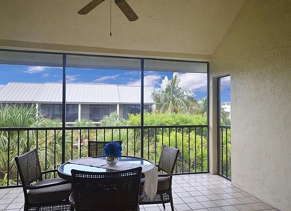 3rd image of 3131 Tennis Villas